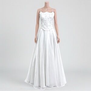 Lenovia 2-Piece Corset Lace-Up Ball Gown & Skirt – Size M